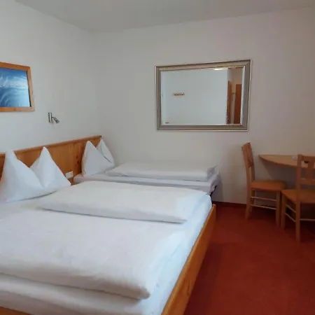 Starjet Hotel