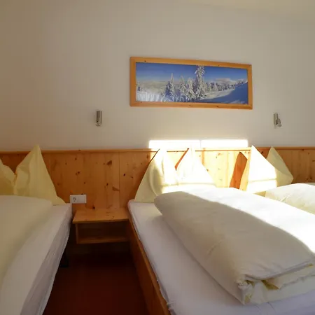 Starjet Hotel
