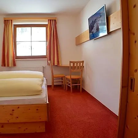 Starjet Hotel 3*