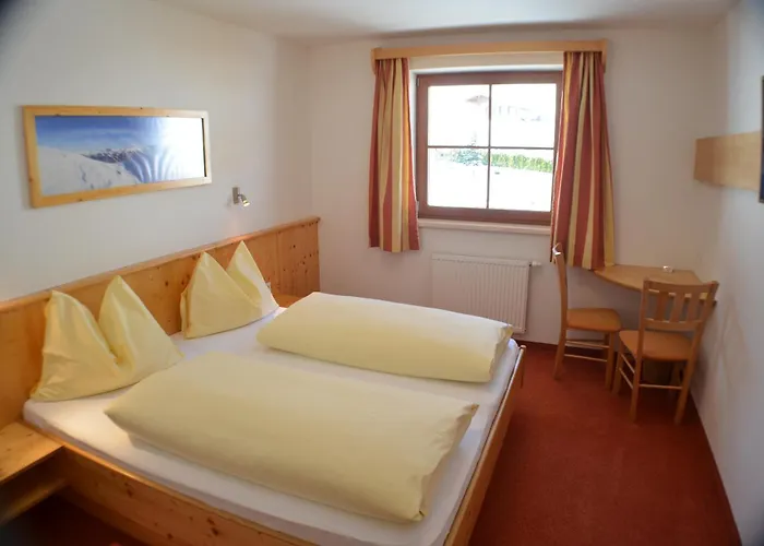 Starjet فندق فلاخاو